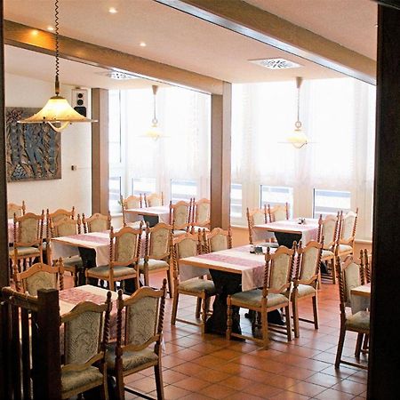 Waldhotel Feldbachtal نويهاوس آم رنفيغ المظهر الخارجي الصورة