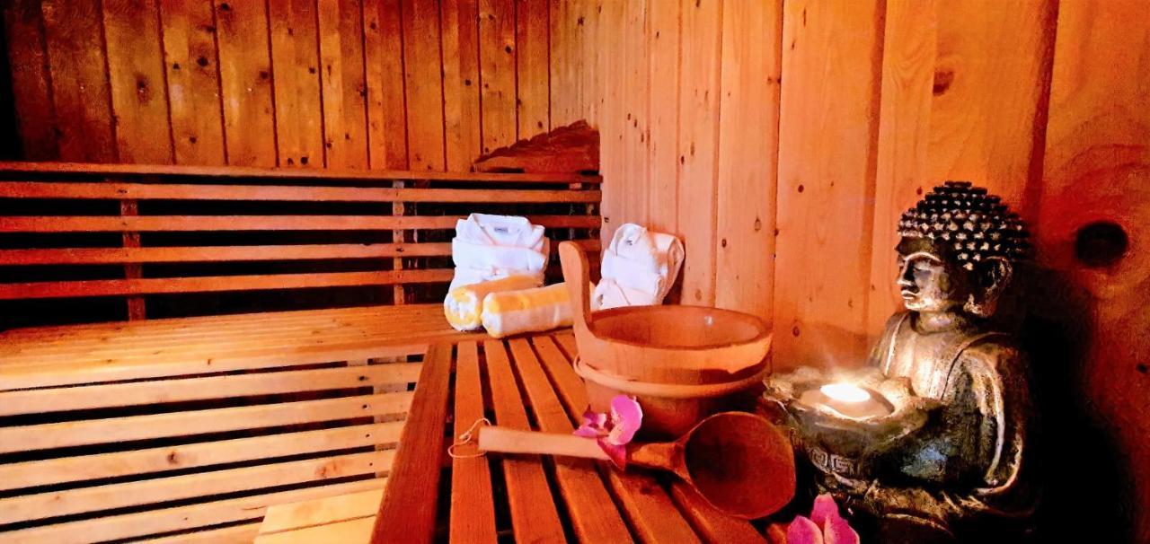 Waldhotel Feldbachtal نويهاوس آم رنفيغ المظهر الخارجي الصورة